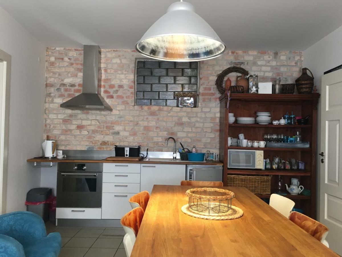 Apartman Ve Dvore Ratiskovice Exterior foto