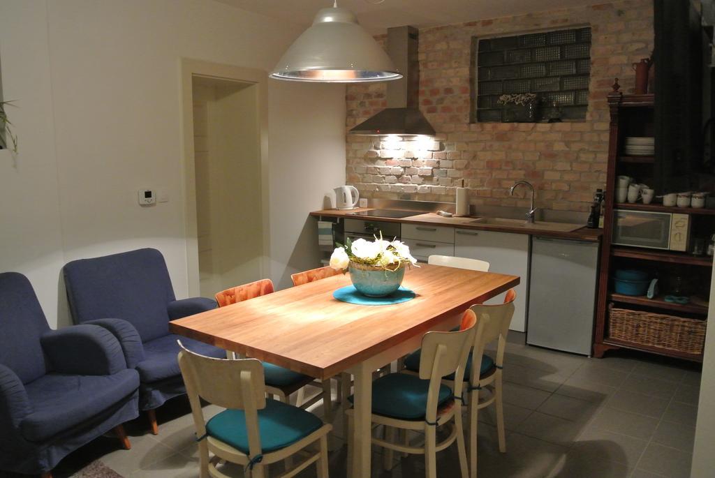 Apartman Ve Dvore Ratiskovice Zimmer foto